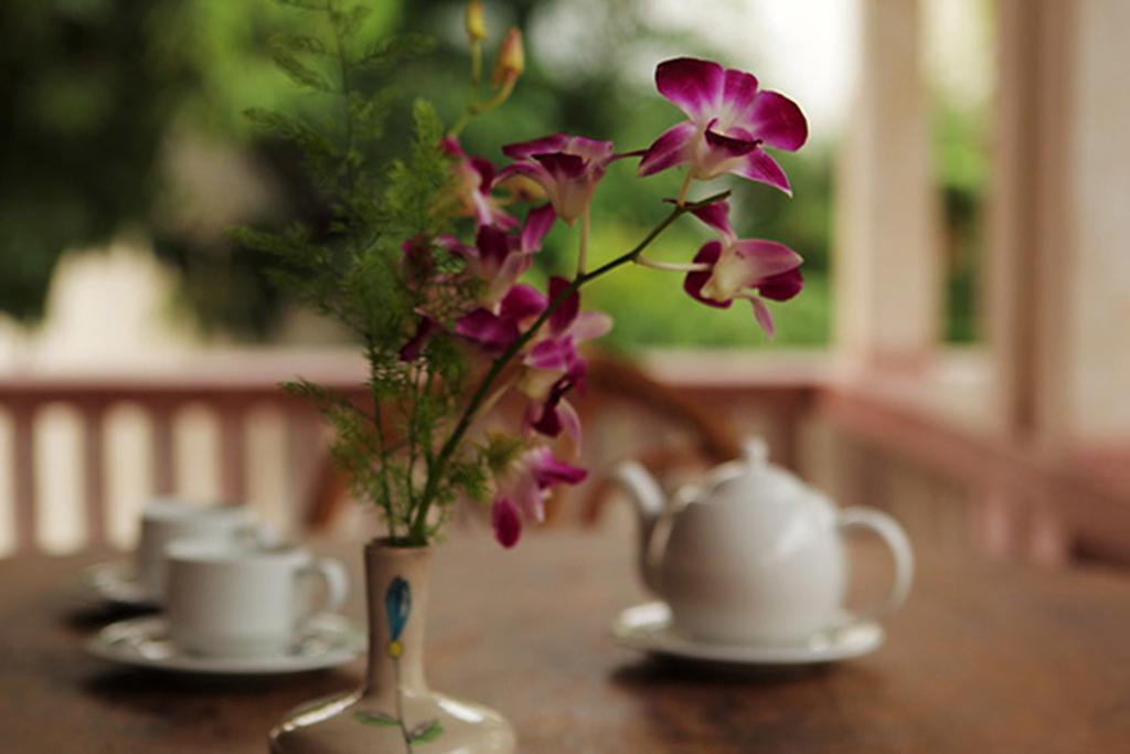 Lani'S House By The Ponds Hotel Виентиане Екстериор снимка
