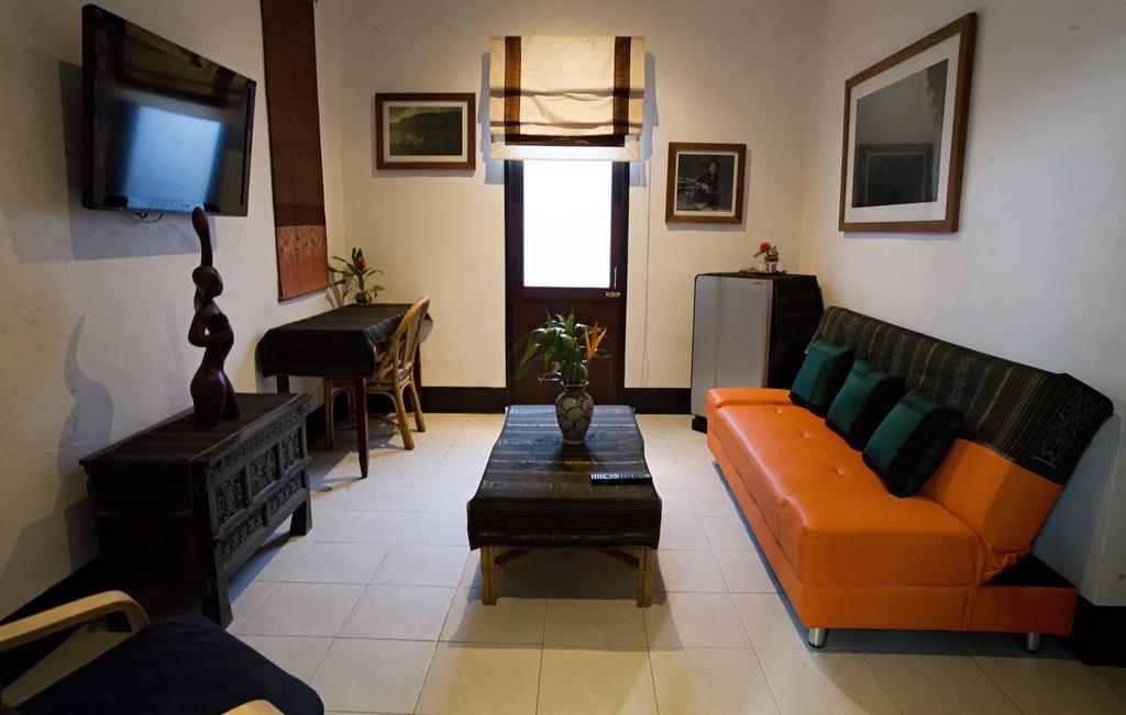 Lani'S House By The Ponds Hotel Виентиане Екстериор снимка