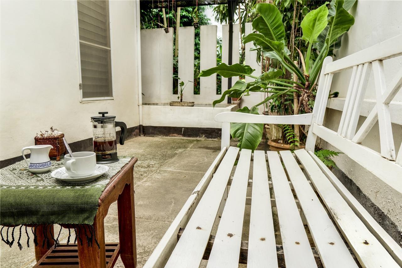 Lani'S House By The Ponds Hotel Виентиане Екстериор снимка